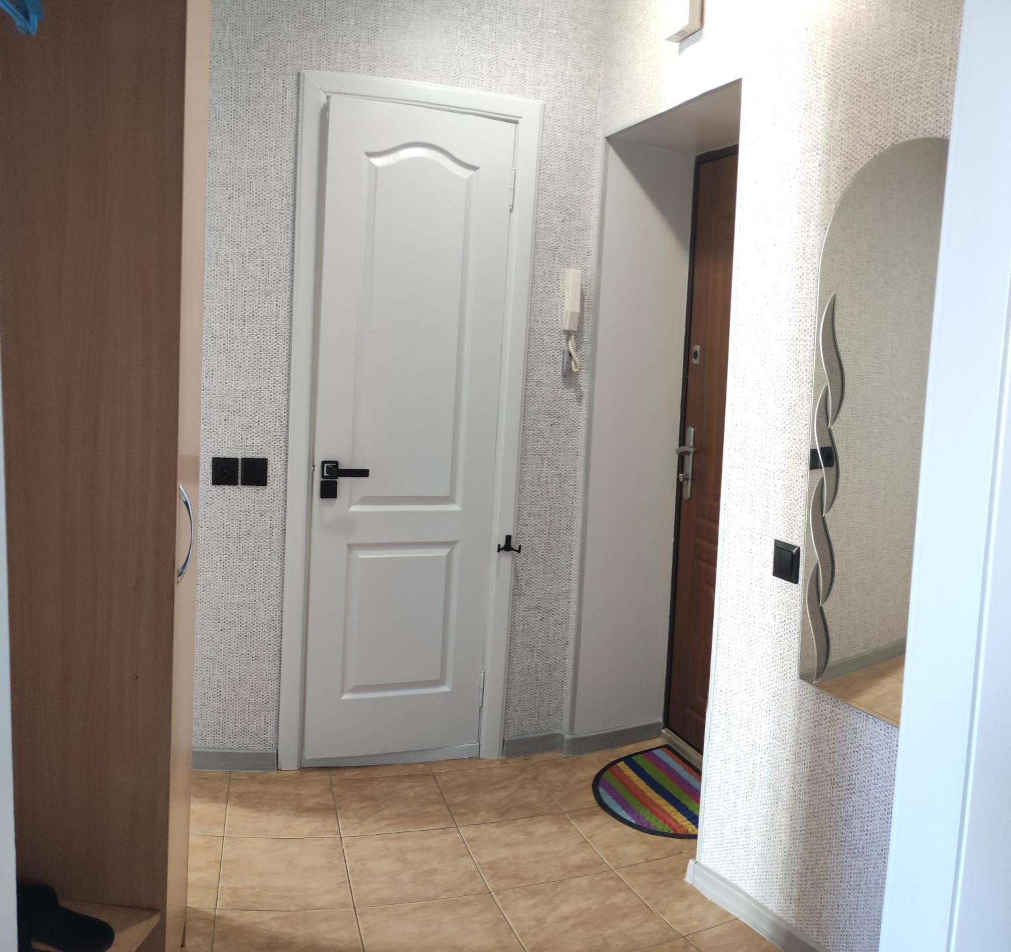 Smart Apartment На Соборной 23 Kremenchuk Exterior photo